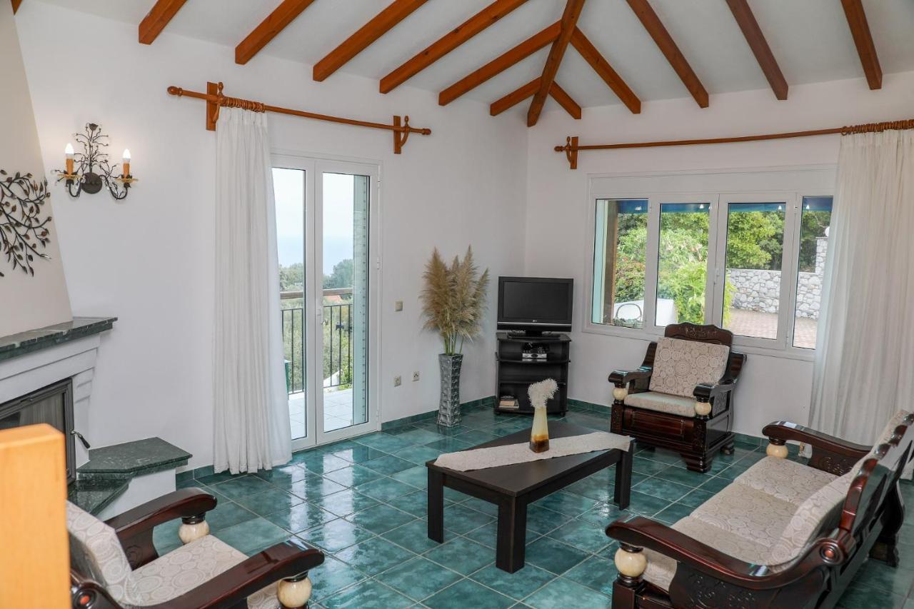 Villa Mitzelos Moni Evaggelistrias Extérieur photo