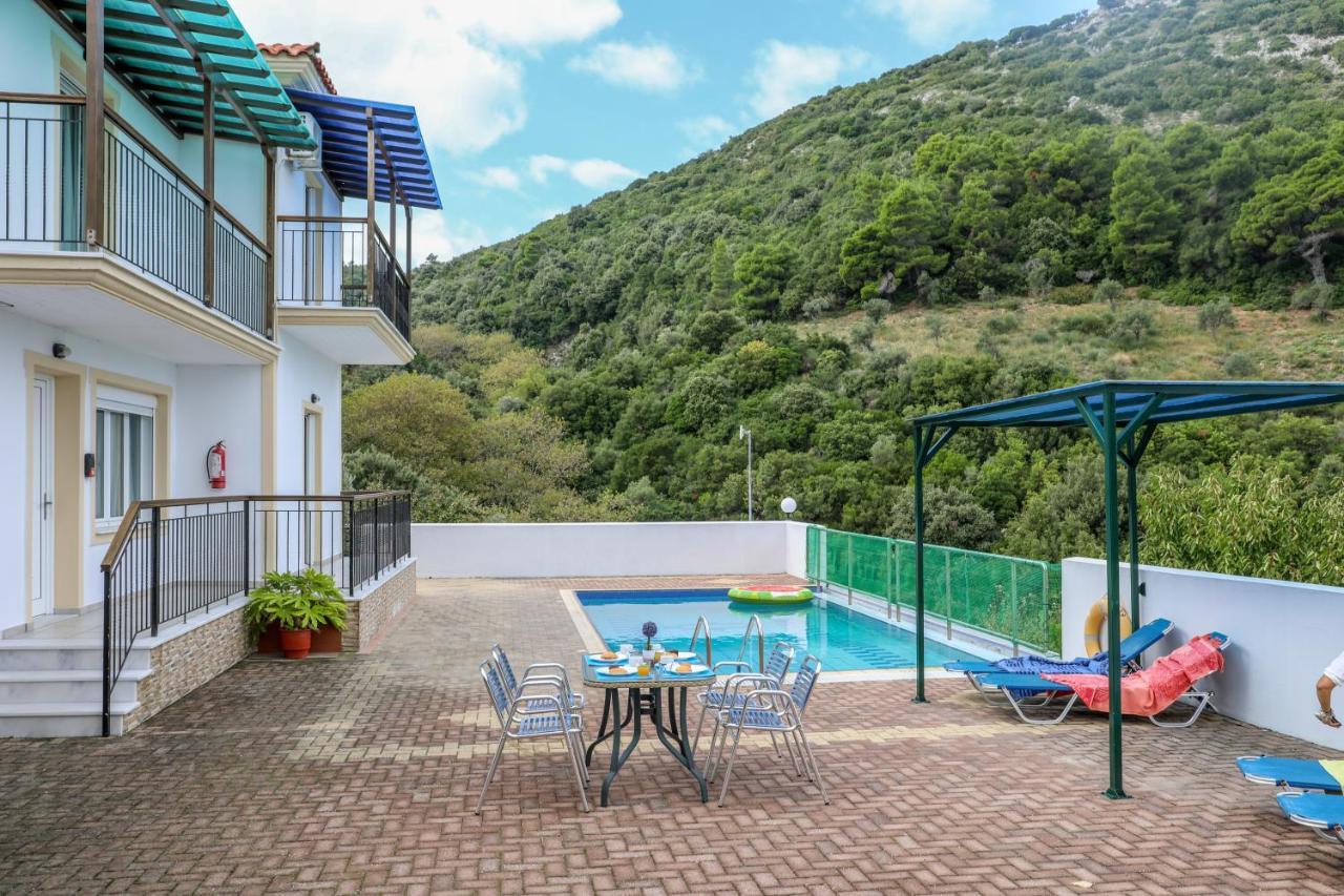 Villa Mitzelos Moni Evaggelistrias Extérieur photo